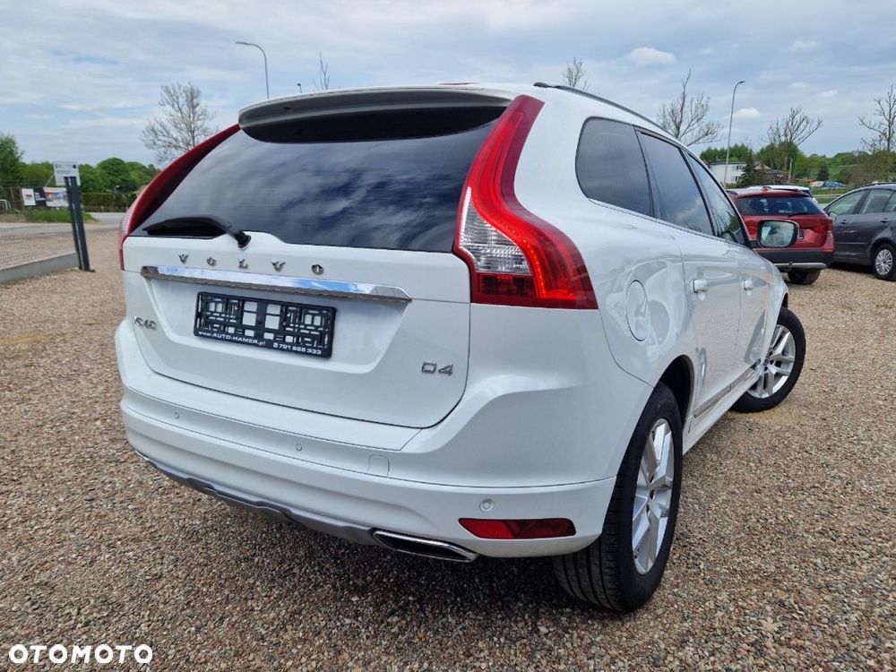 Volvo XC 60 D4 Momentum - 25