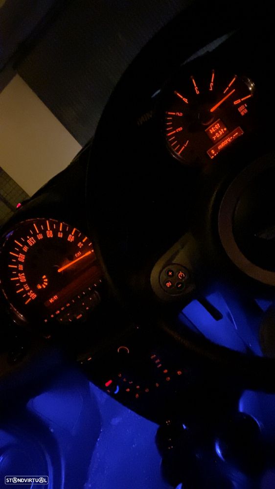 MINI 3 Portas Cooper D - 9