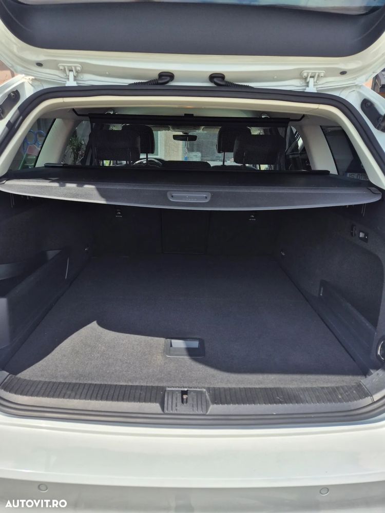 Volkswagen Passat - 3