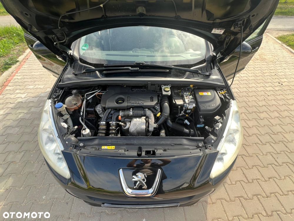 Peugeot 308 1.6 HDi Premium Plus - 20