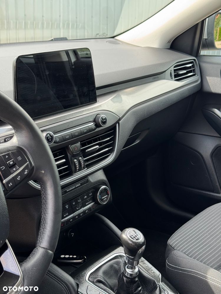 Ford Focus 1.0 EcoBoost Active Business - 15