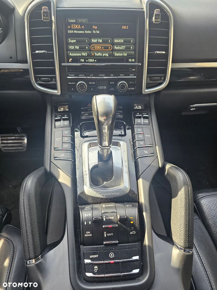 Porsche Cayenne S Diesel - 11