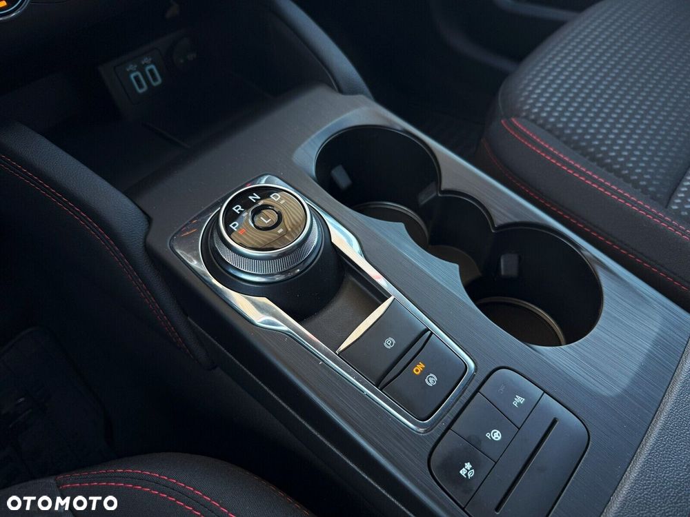 Ford Kuga 2.5 FHEV FWD ST-Line - 24