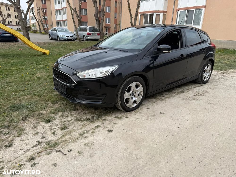 Ford Focus - 1