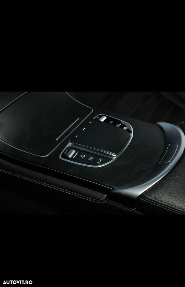 Mercedes-Benz GLC 220 d 4Matic 9G-TRONIC AMG Line - 20