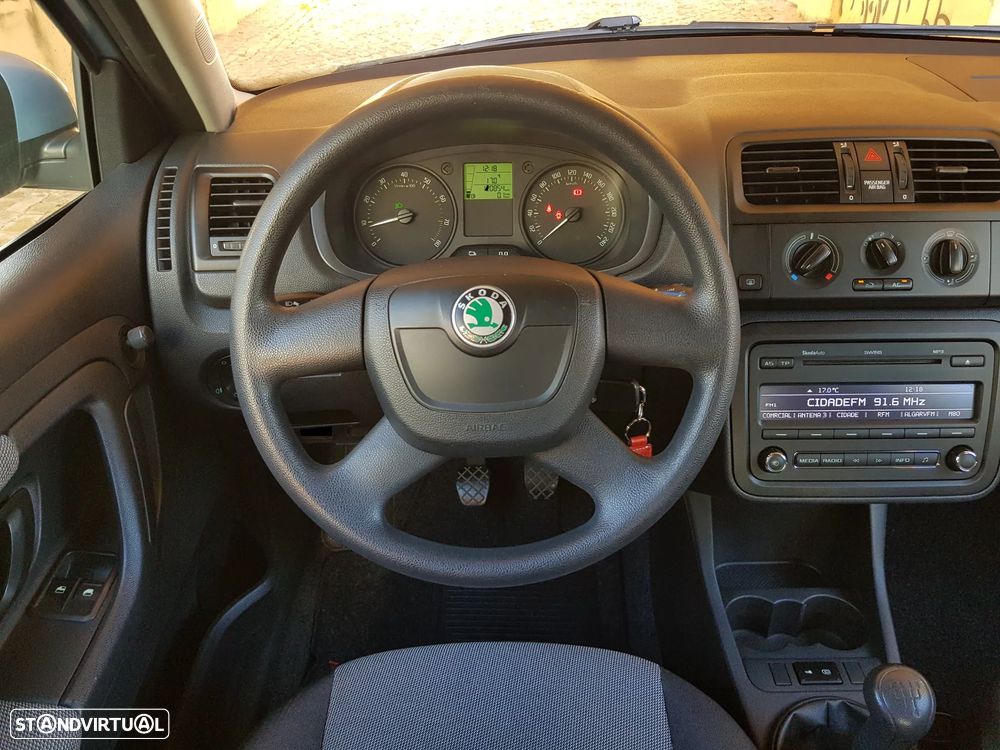 Skoda Fabia Break 1.2 TSi Ambiente - 35