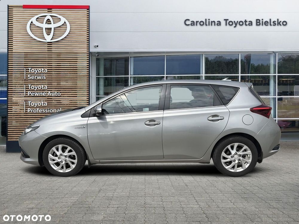 Toyota Auris - 2