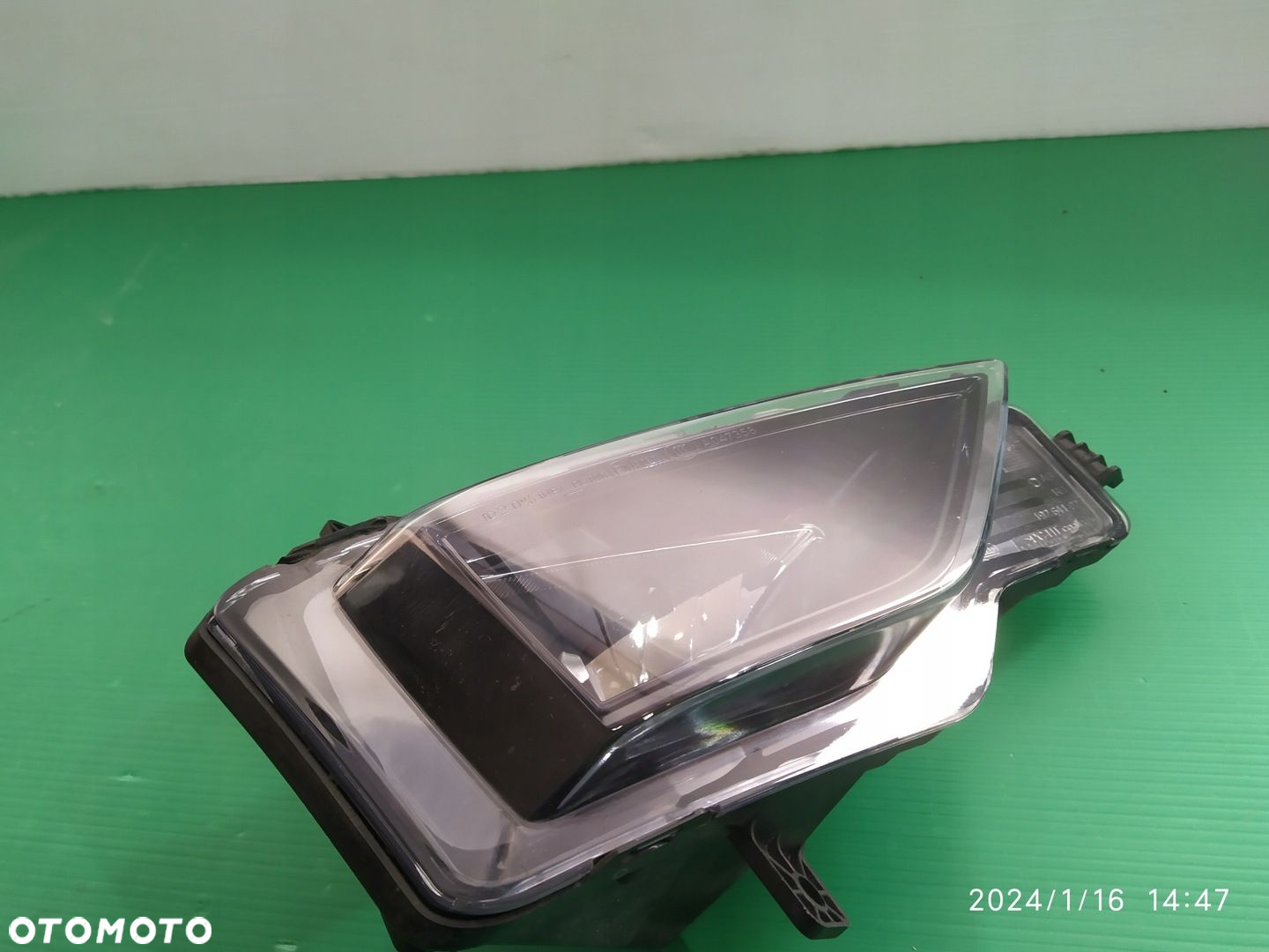 HALOGEN PRAWY VW GOLF SPORTSVAN 510941662 oryg - 4