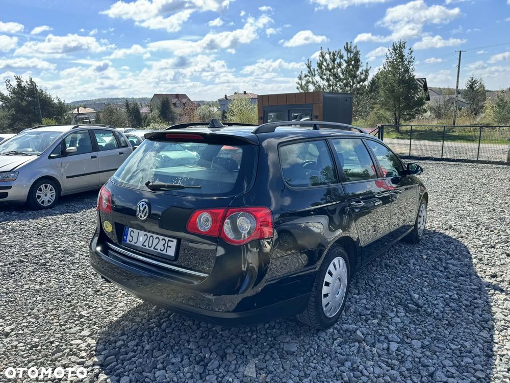 Volkswagen Passat 1.9 TDI Highline - 3