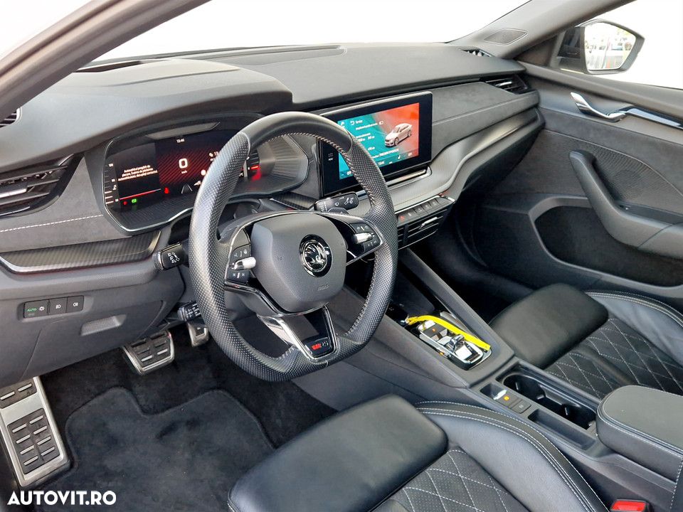 Skoda Octavia 2.0 TDI DSG RS - 15