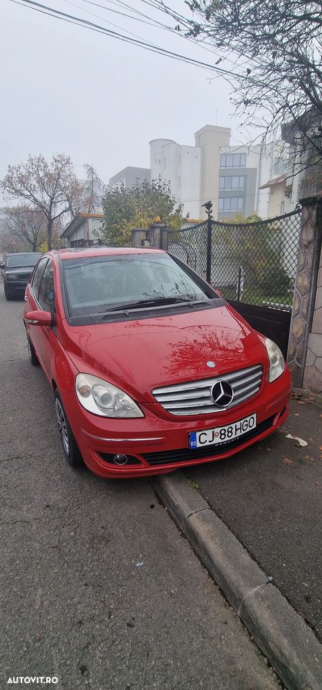 Mercedes-Benz B 200 CDI - 2