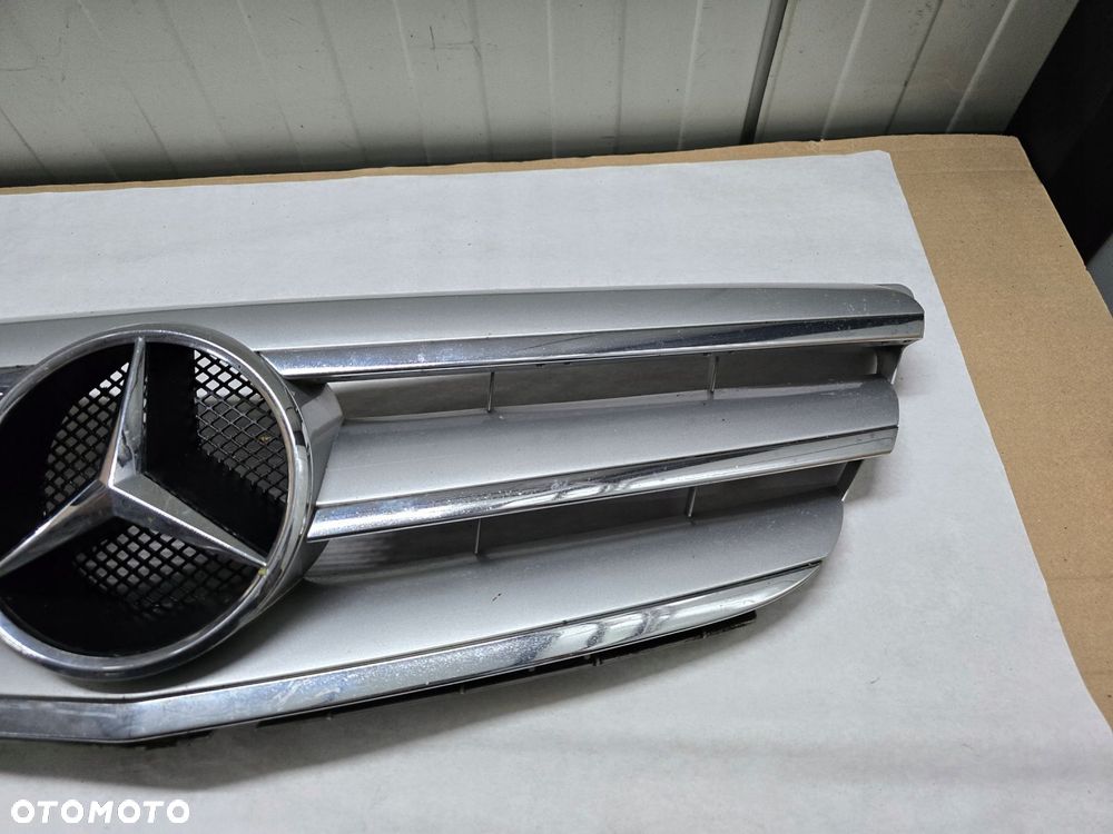 ATRAPA GRILL MERCEDES W169 A169 880 08 83 - 3