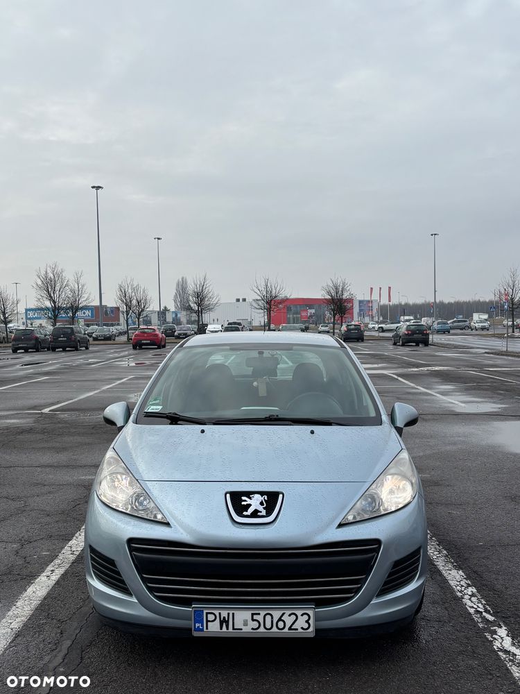 Peugeot 207 90 HDi FAP (Blue Lion) 99G - 2
