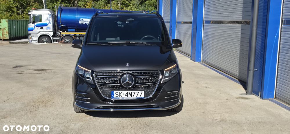 Mercedes-Benz V-Class 2025 photo 3