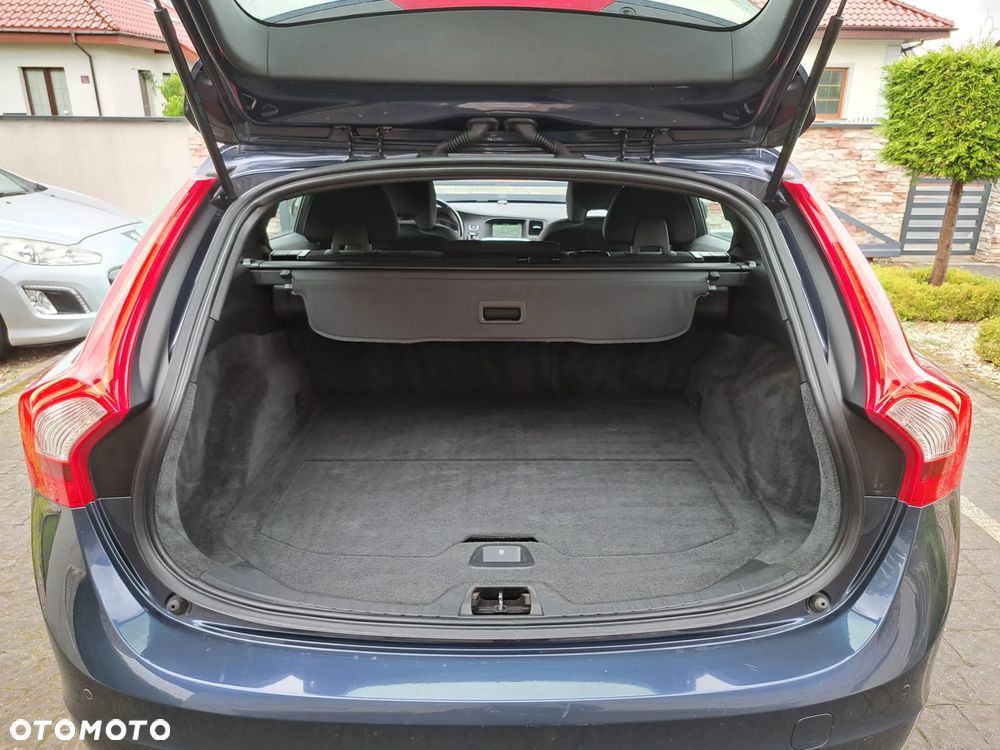 Volvo V60 D3 Geartronic Kinetic - 18