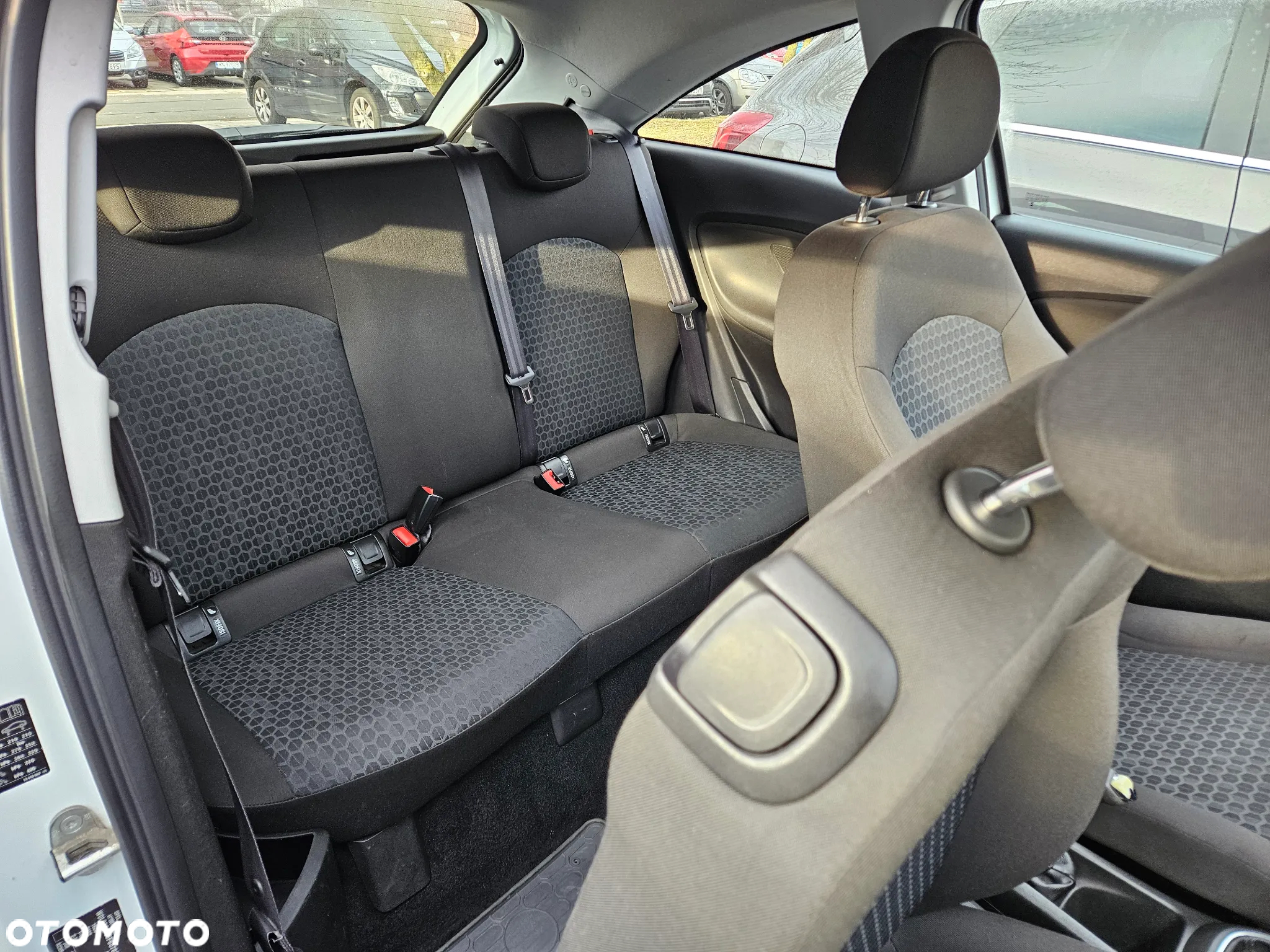 Opel Corsa - 25