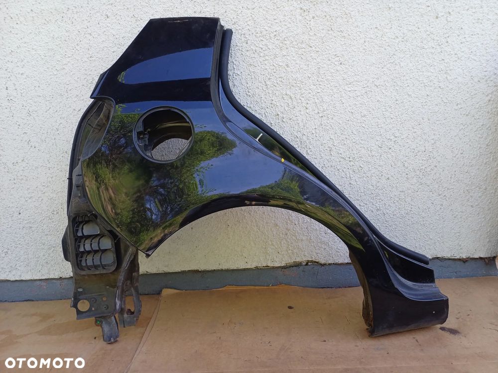 Golf VI Plus błotnik prawy tył 5M0 - 3