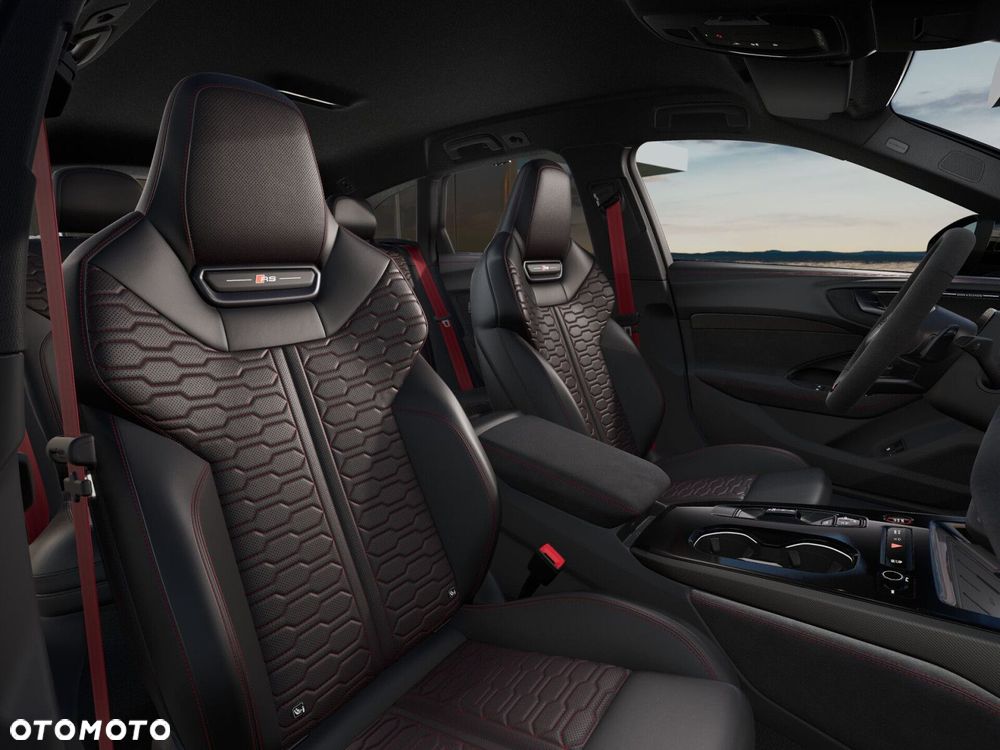 Audi RS5 Avant - 9