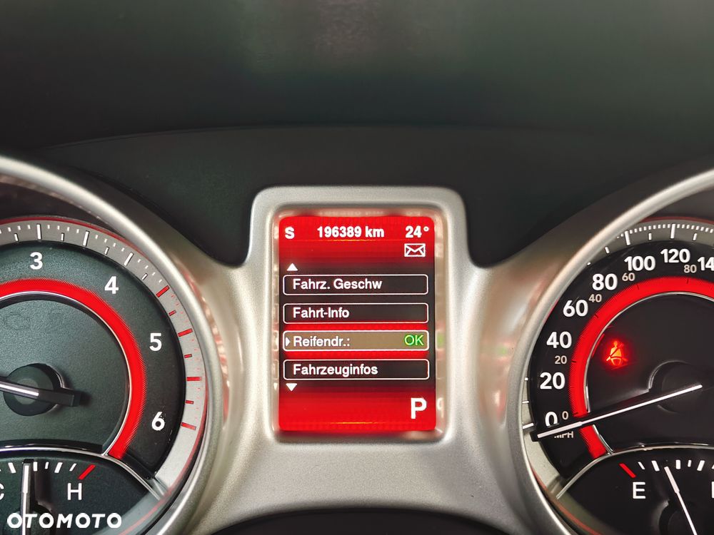 Fiat Freemont 2.0 Multijet 16V DPF Automatik Allrad Lounge - 27