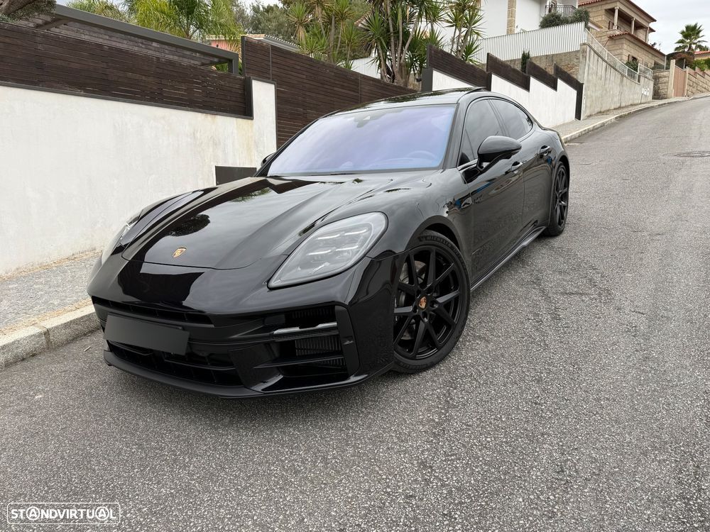 Porsche Panamera - 1