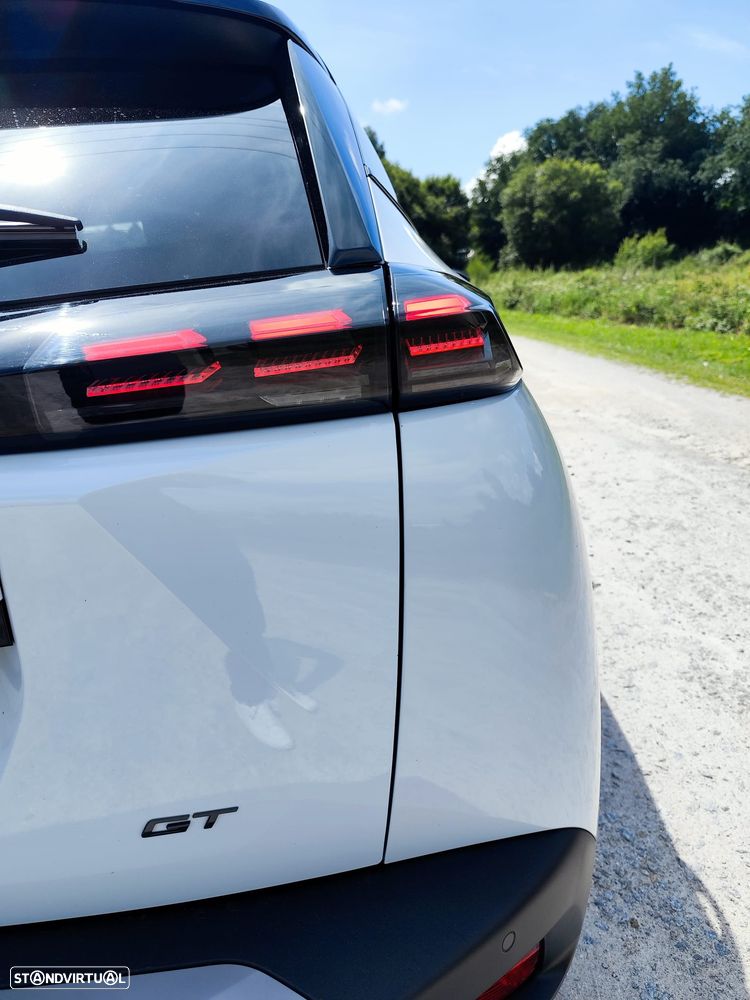 Peugeot e-2008 GT - 27