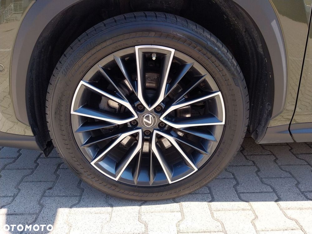 Lexus NX - 36