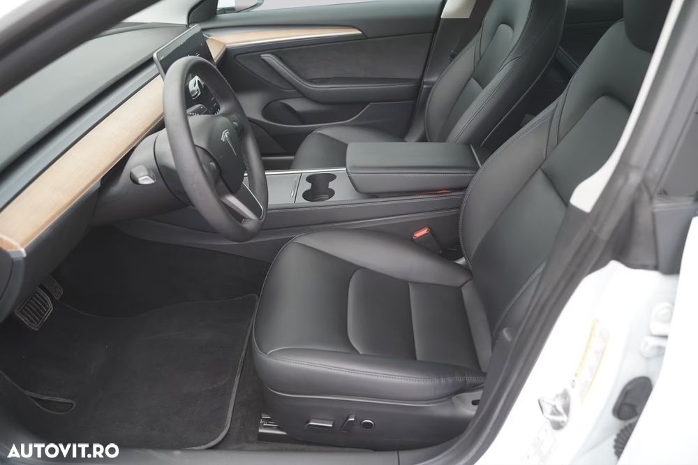 Tesla Model 3 Long Range AWD Premium - 10