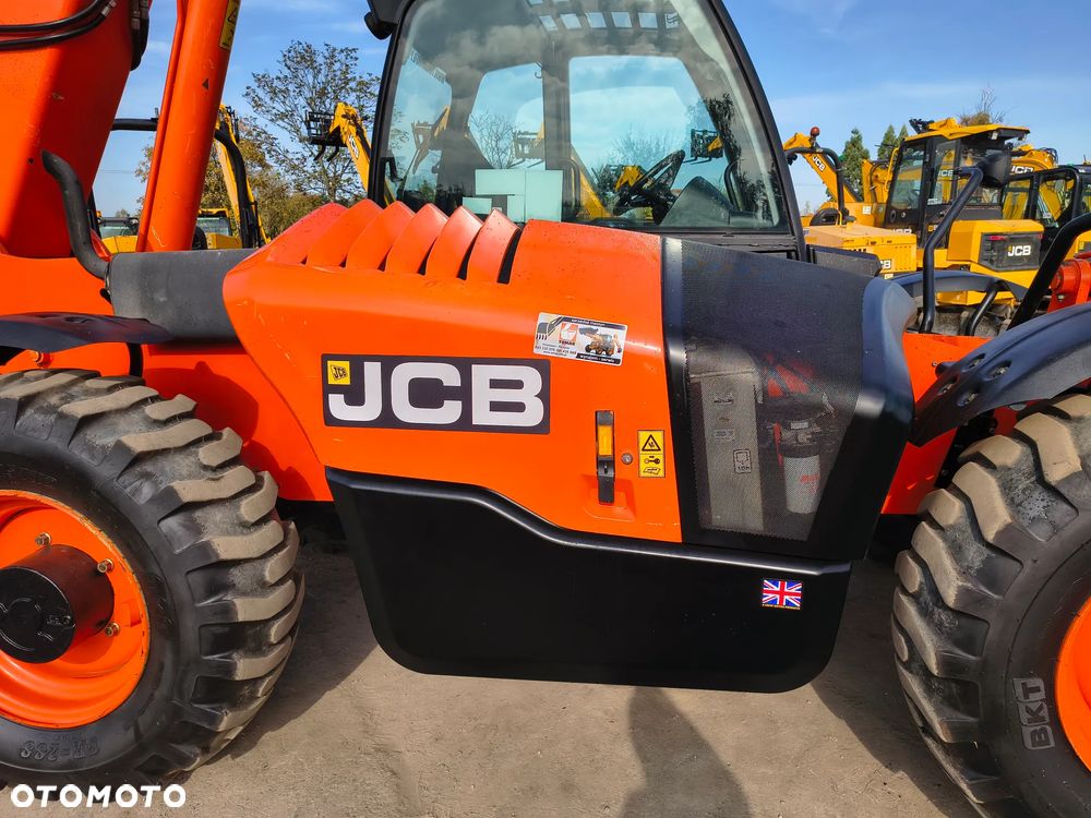 JCB 540-140 2015R 110KM - 11