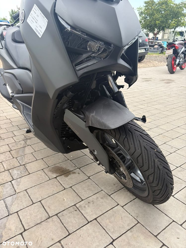 Yamaha X-max - 6