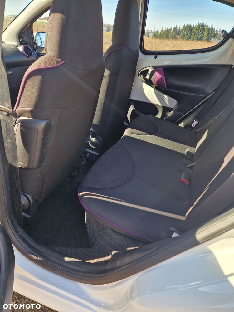 Peugeot 107 1.0 Trendy 2-Tronic - 21