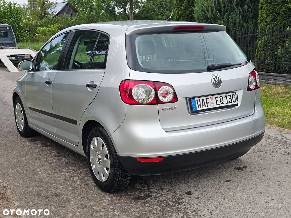 Volkswagen Golf Plus - 22