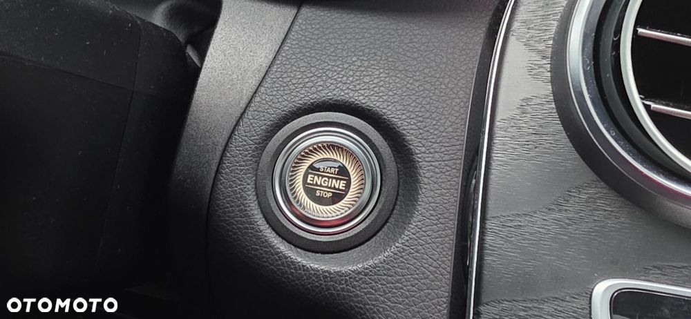 Mercedes-Benz Klasa C - 22