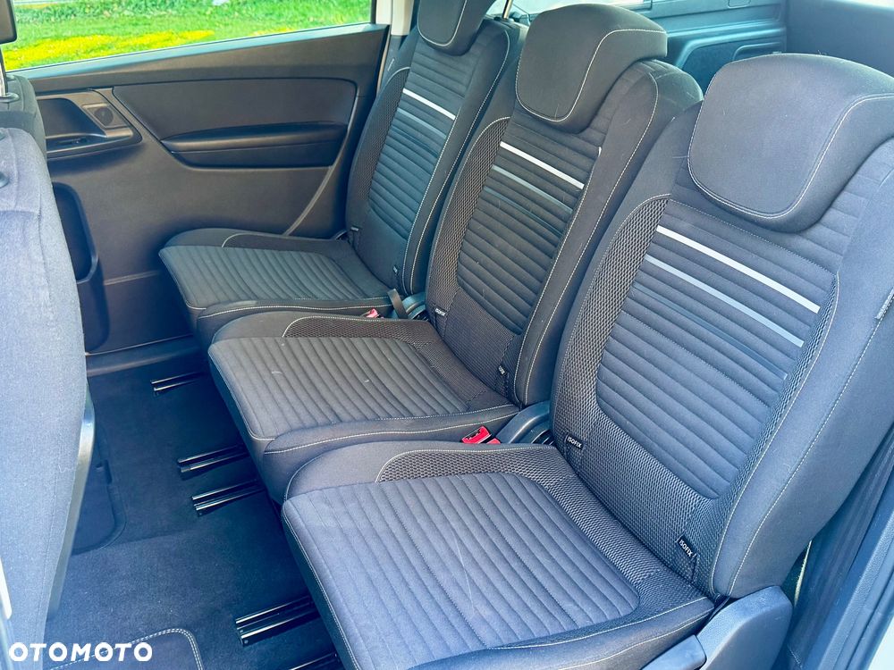 Volkswagen Sharan - 16
