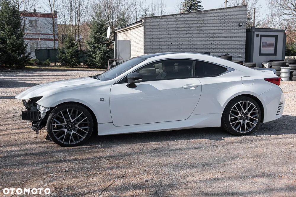 Lexus RC - 6