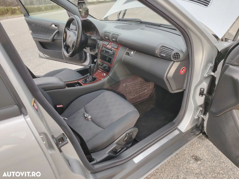 Mercedes-Benz C 200 CDI Classic - 11