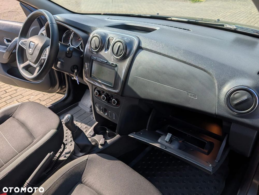 Dacia Sandero 1.0 TCe Laureate S&S - 16