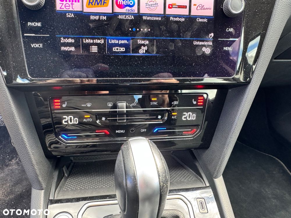 Volkswagen Passat 2.0 TDI EVO Elegance DSG - 22