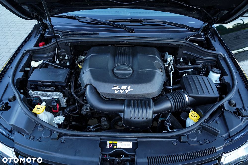 Jeep Grand Cherokee - 25