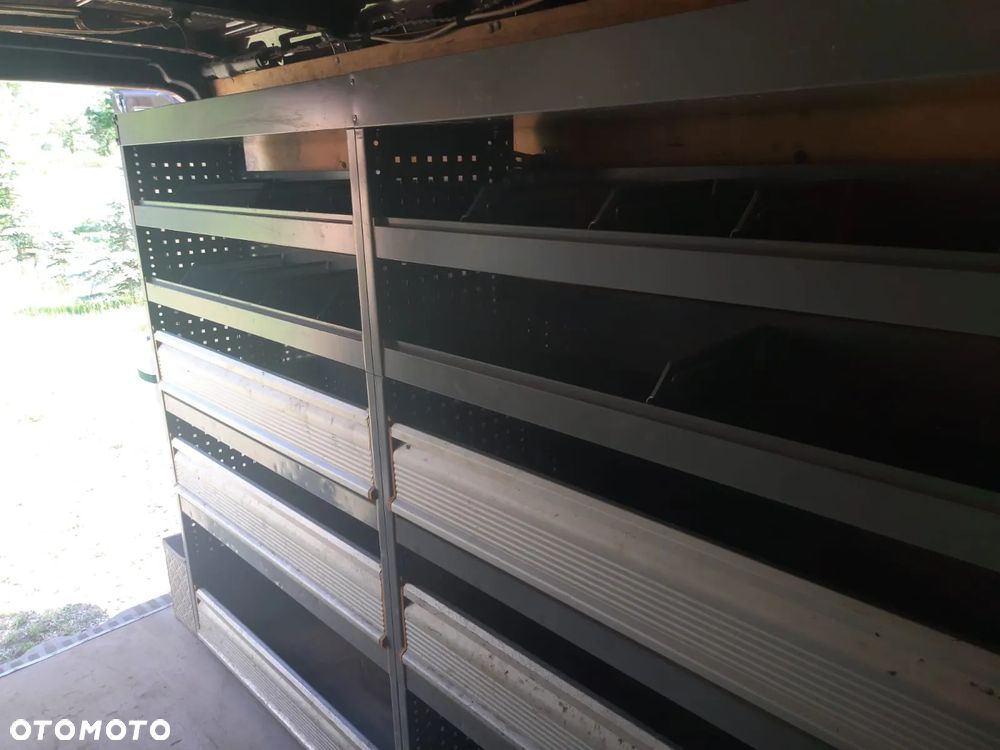 Volkswagen Crafter - 21