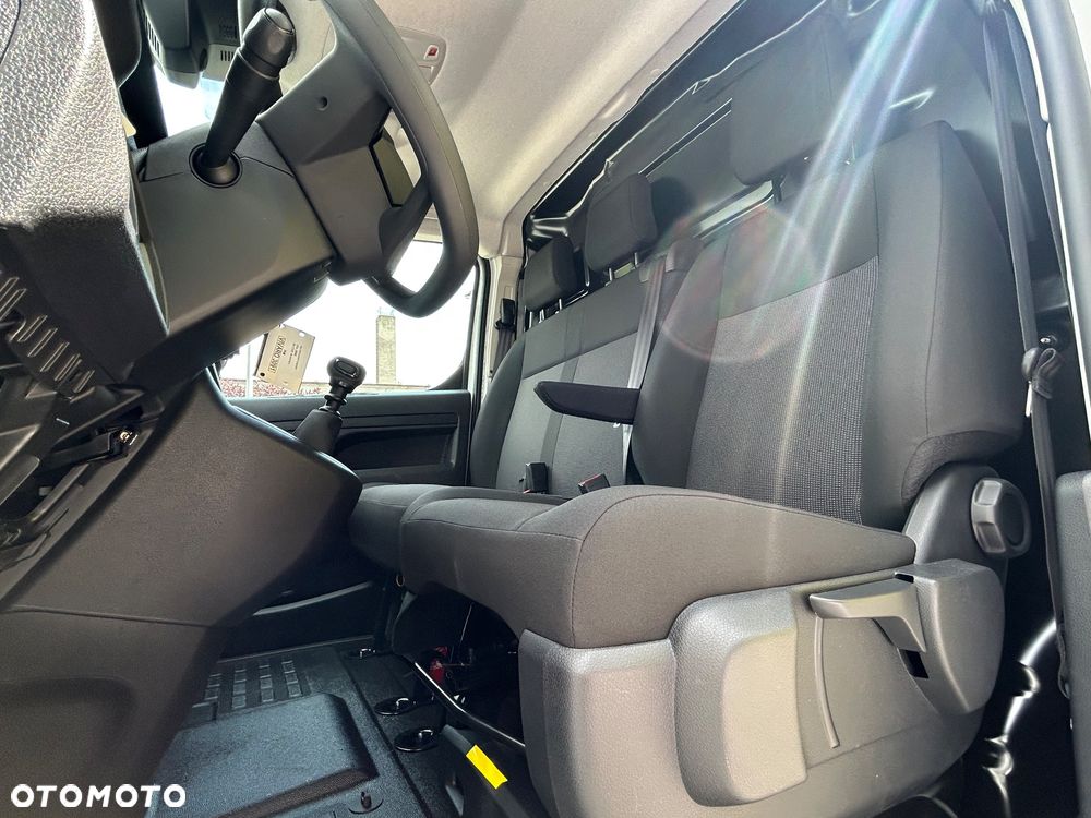 Opel Vivaro - 14
