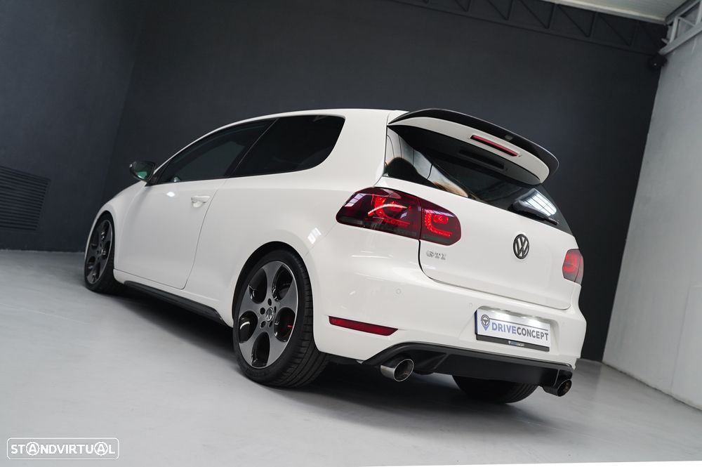 VW Golf 2.0 TSi GTI - 17