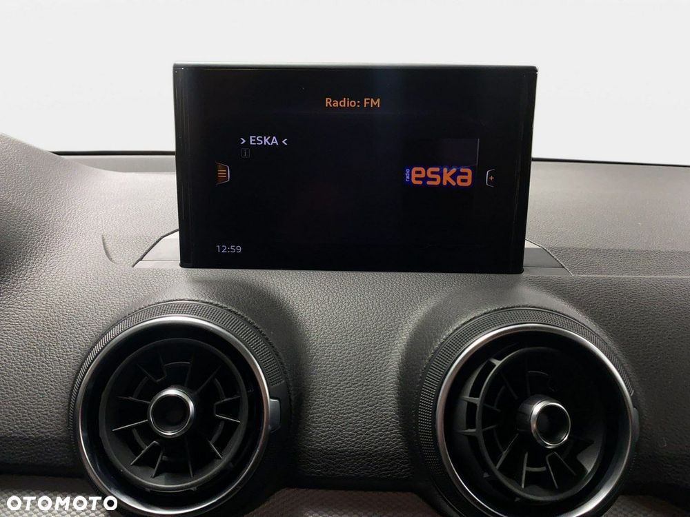 Audi Q2 - 24