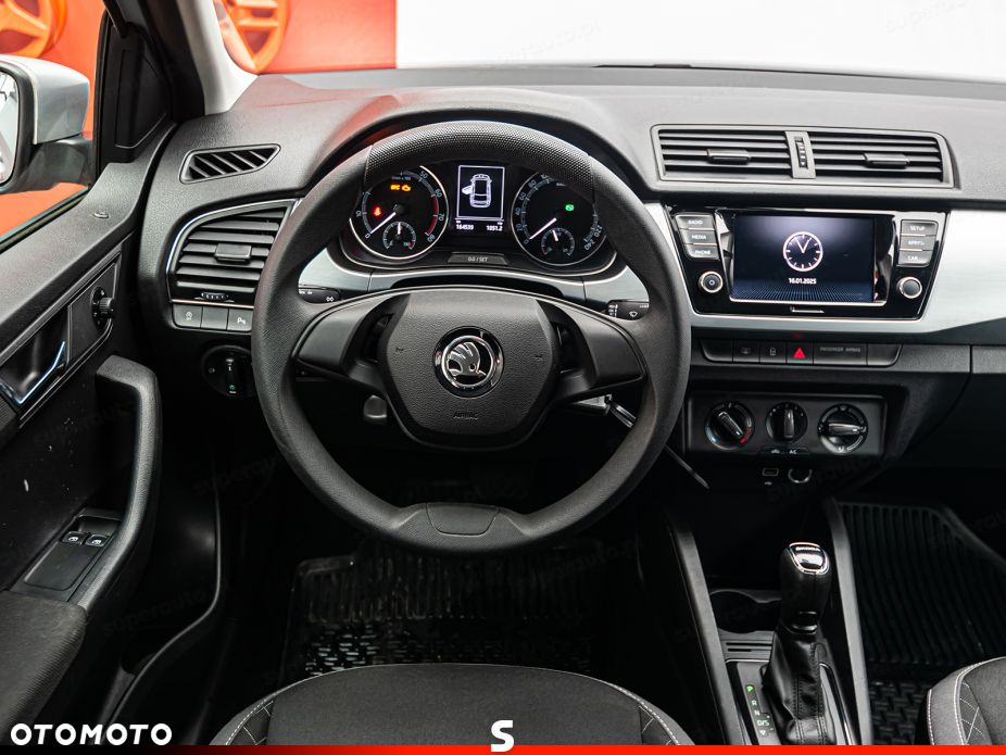 Skoda Fabia - 11