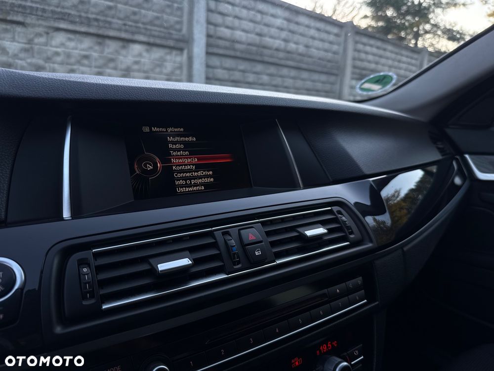 BMW Seria 5 520d - 15