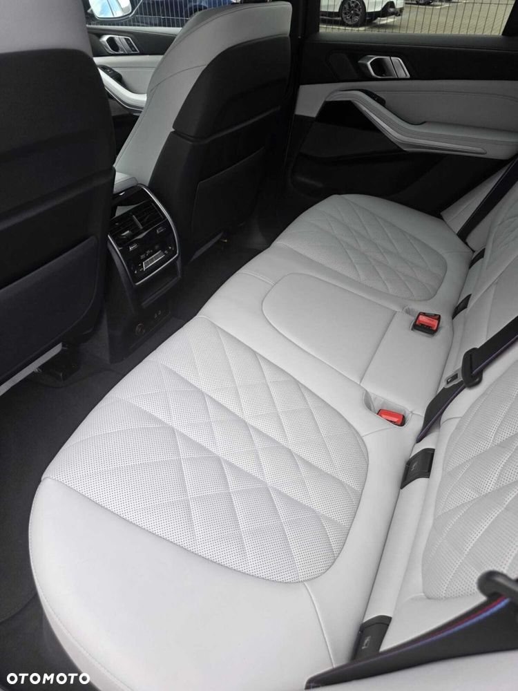 BMW X5 xDrive40d mHEV sport - 25