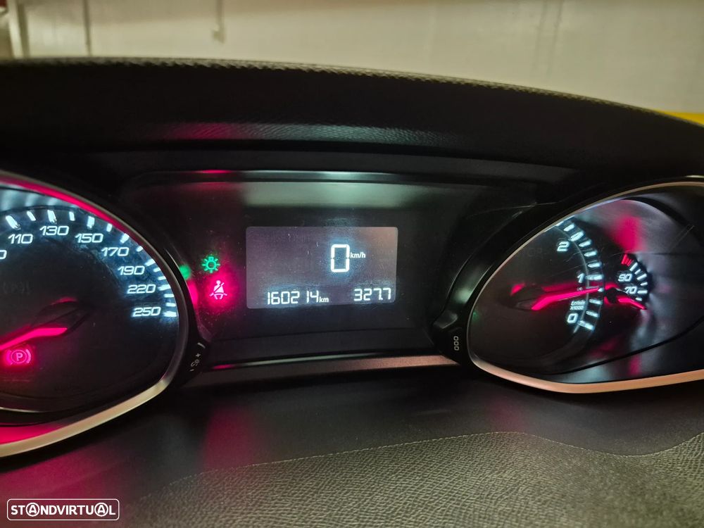 Peugeot 308 SW 1.6 BlueHDi Active J17 - 31