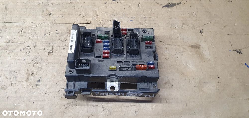 Moduł sterownik BSM Peugeot 307 9646405180 - 1