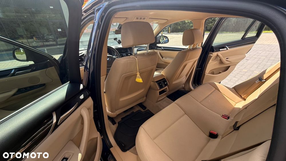 BMW X4 xDrive28i xLine - 13