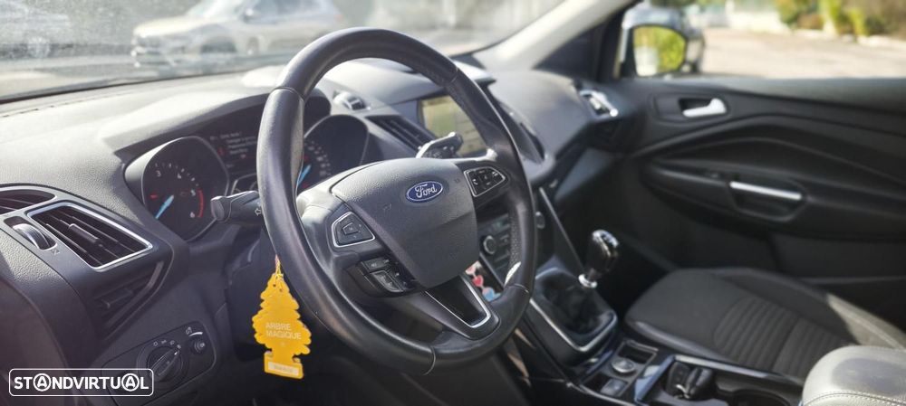 Ford Kuga 1.5 TDCi EcoBlue Titanium - 20