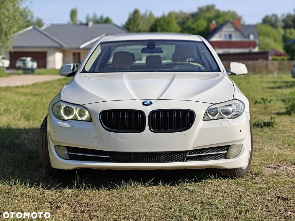 BMW Seria 5 528i Sport-Aut - 7